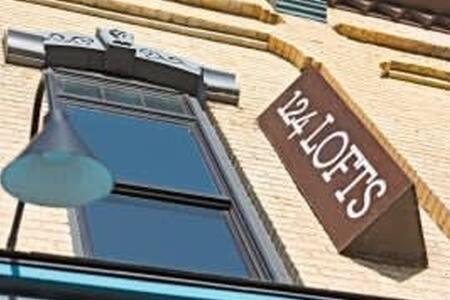 Hip Urban Loft - Small Town Charm - 124 Lofts #1 West Dundee Buitenkant foto